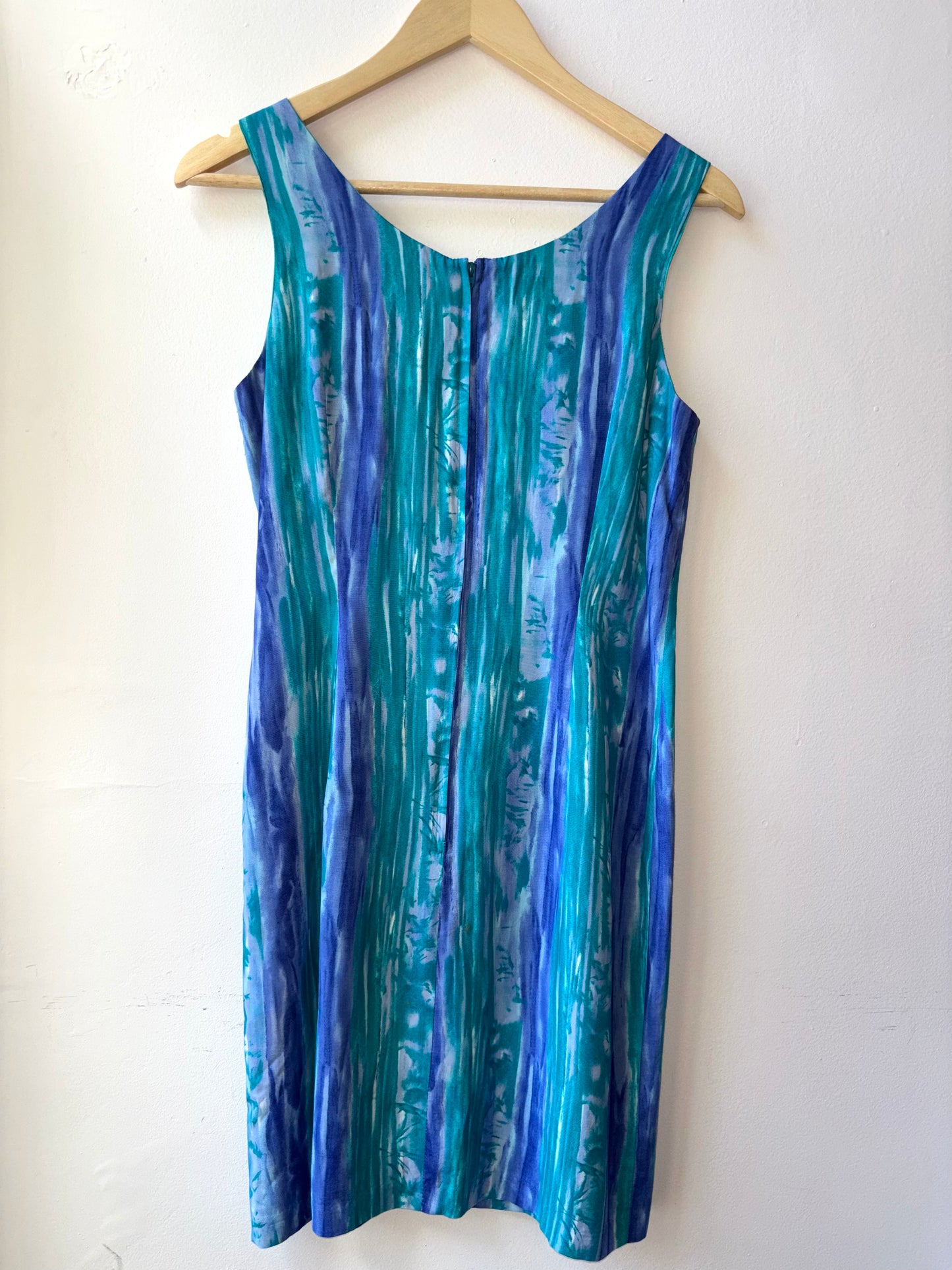 Vtg Rabbit Teal Dress [8]